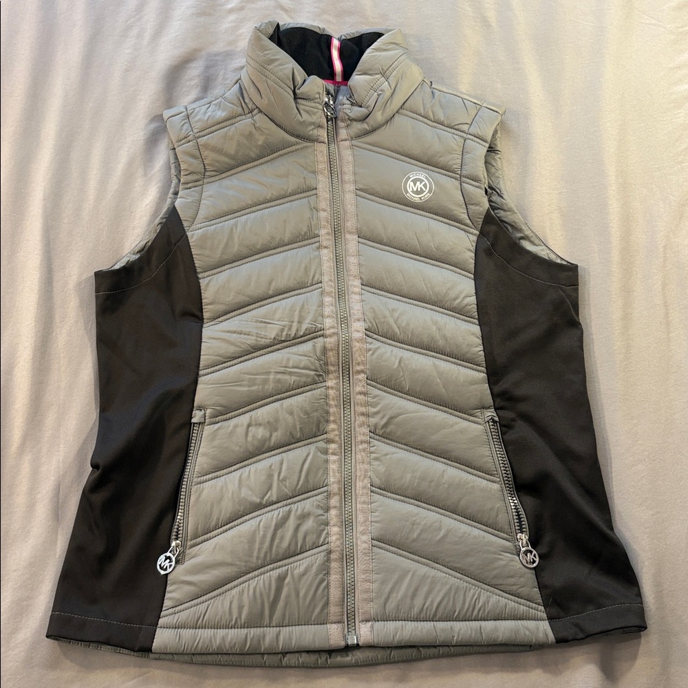 Michael Kors Women's Quilted Puffer Vest Sz L black grey silver stretch Layering
